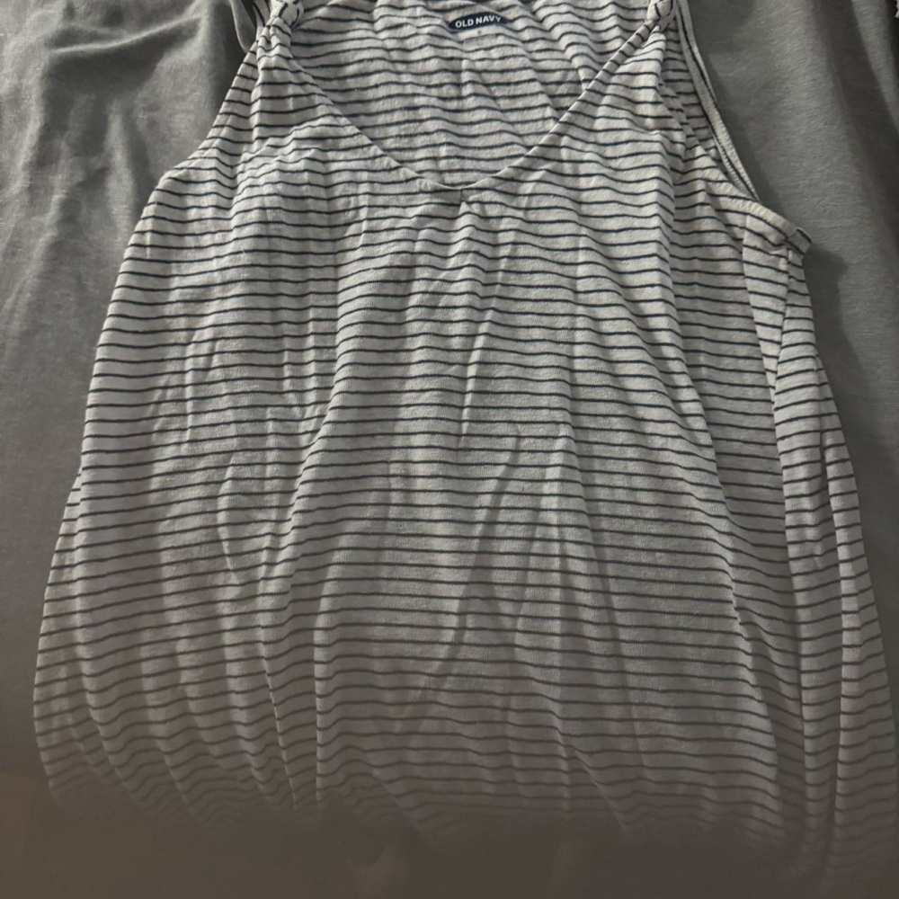 Old Navy Women's Tank Top - Blue and White Stripes - Picture 3 of 3